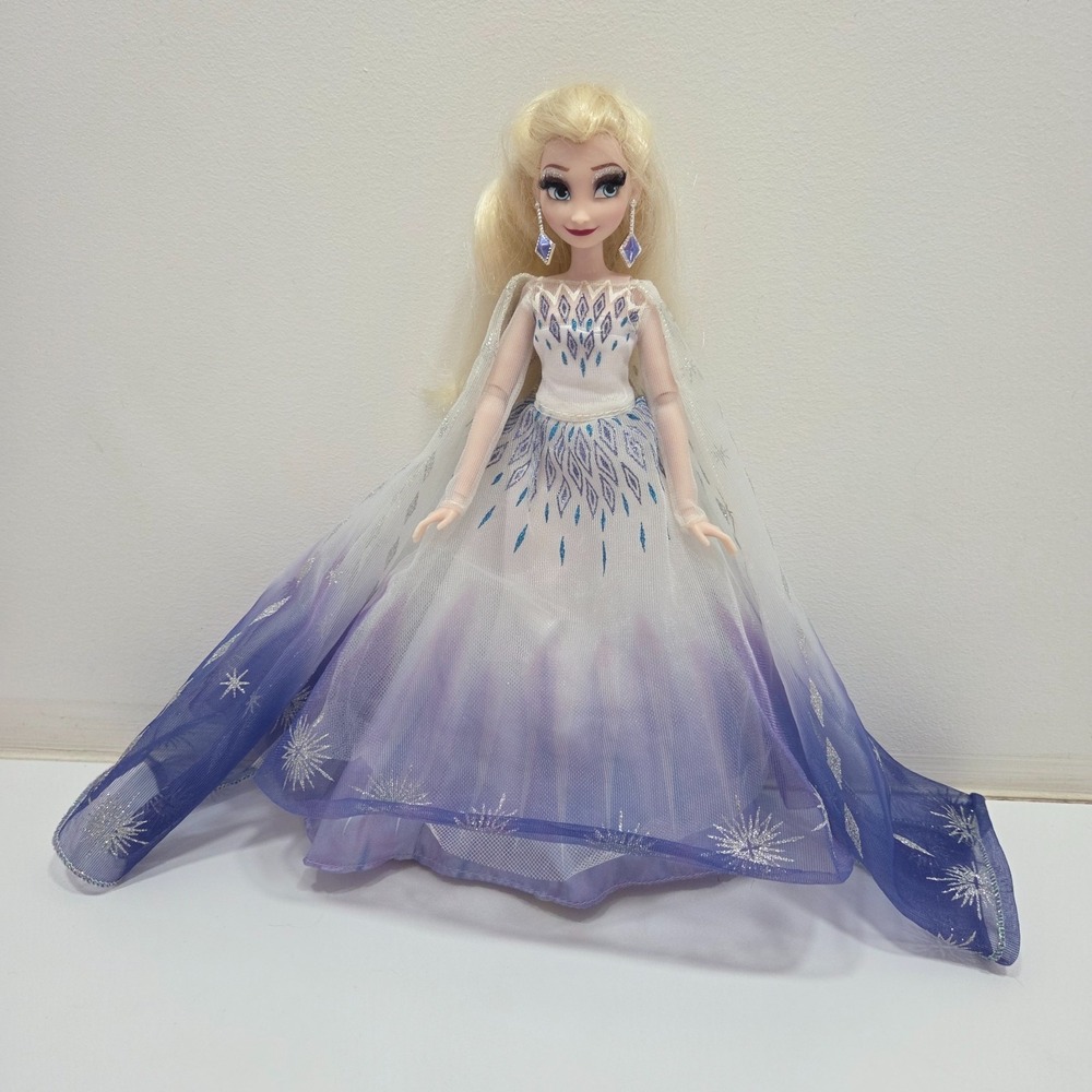 2021 Frozen Disney Princess Style Series Holiday Elsa Doll Dress Earrings Shoes